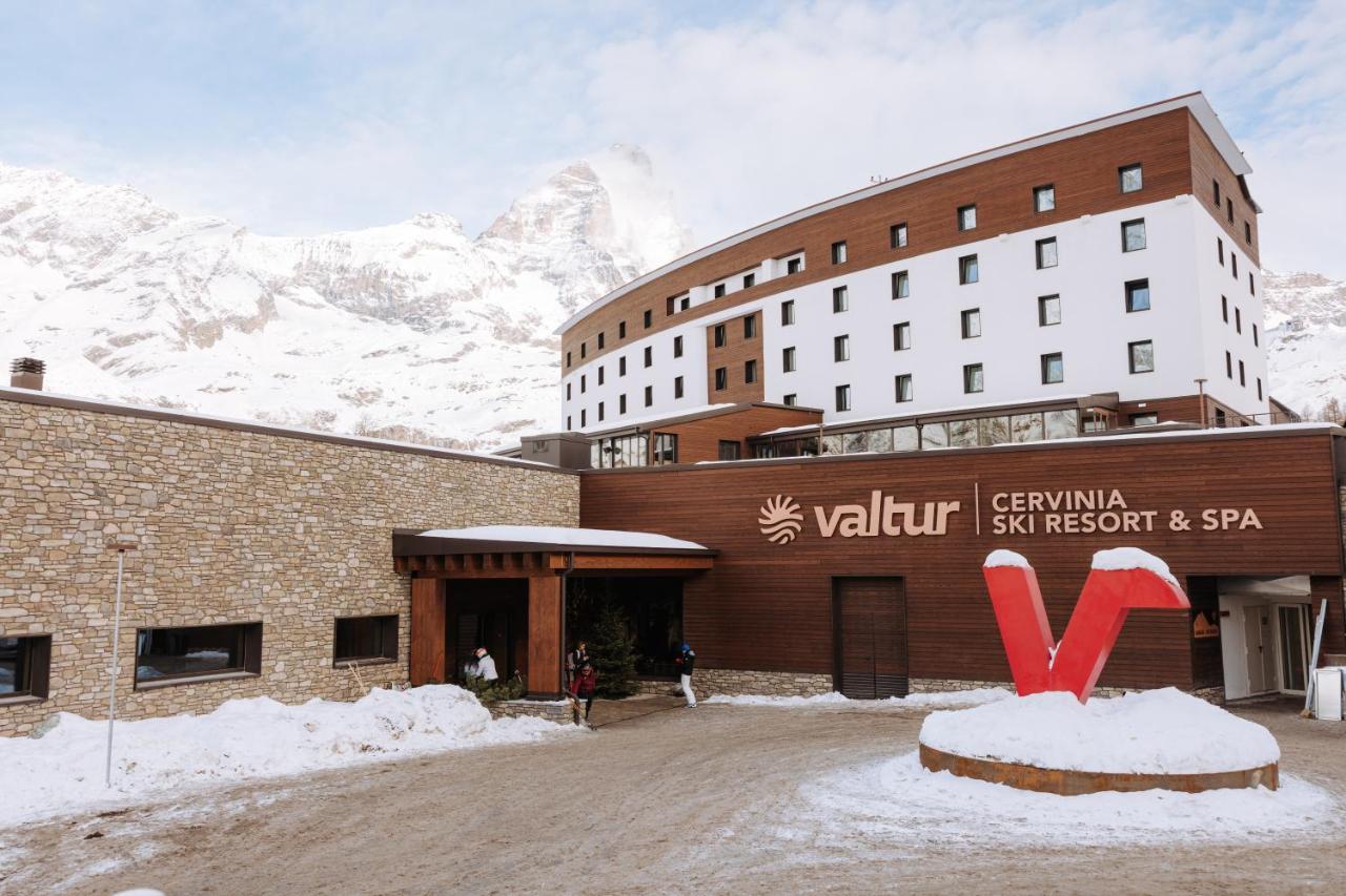 Valtur Cervinia Cristallo Ski Resort Breuil-Cervinia Exterior photo