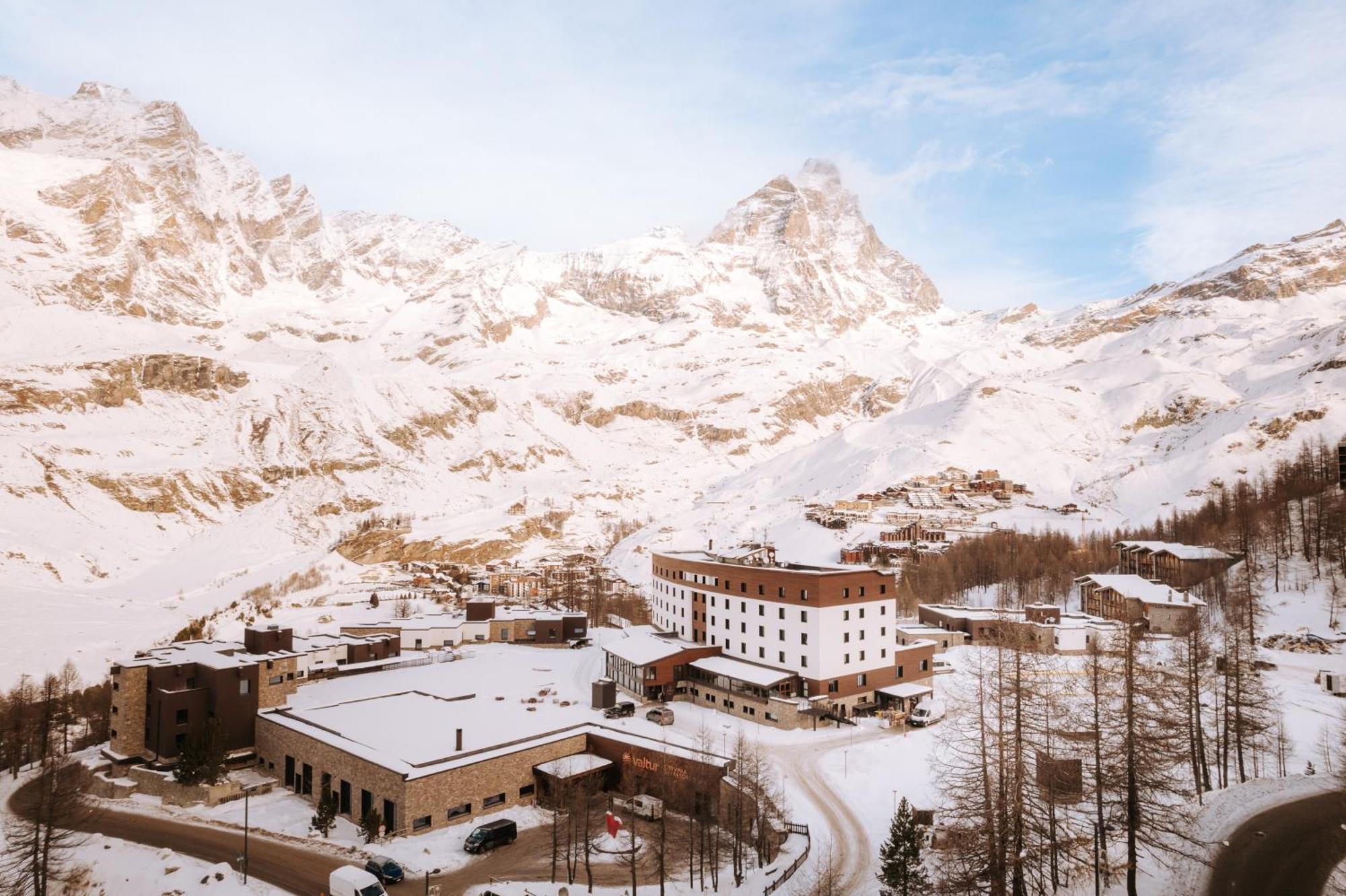 Valtur Cervinia Cristallo Ski Resort Breuil-Cervinia Exterior photo