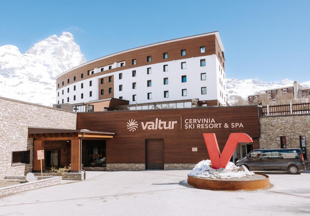 Valtur Cervinia Cristallo Ski Resort Breuil-Cervinia Exterior photo